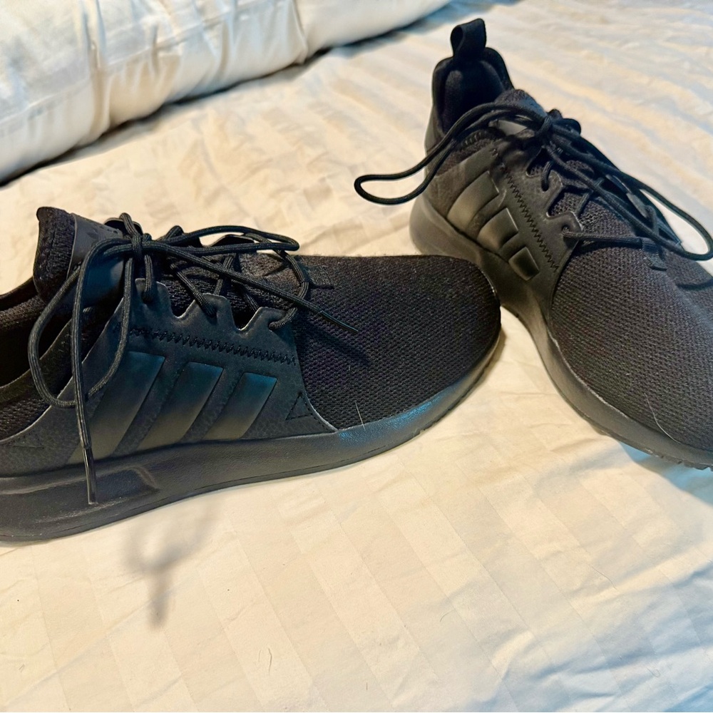 Adidas Men's Dark Sole Sneakers